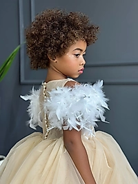 Kız Çocuk Tasarım Tüy Detaylı Elbise