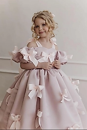 Kız Çocuk Fiyonk Detaylı Tasarım Elbise